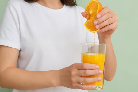 Was passiert, wenn Sie jeden Tag einen halben Liter Orangensaft trinken?